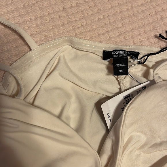 Express Rouched Body Contour Body Suit - Picture 7 of 7